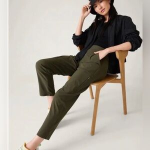 NWT Athleta Brooklyn Ankle Utility Pant - Aspen Olive Green - Women’s Size 12